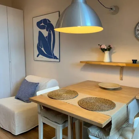 Apartamento Cozy And Quiet Rooftop In Turín